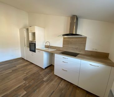 Location Appartement 2 pièces 47m² LORGUES 83510 - Photo 2
