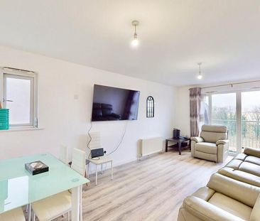 3 bedroom apartment to rent - Photo 3