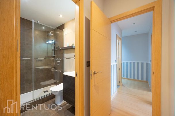 Planta baja de alquiler en Del Planeta Urano, Parla Este - Photo 1