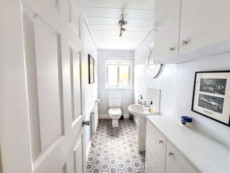 Parkshiel, South Shields, South Shields, Tyne and Wear, NE34 8BU - Photo 3