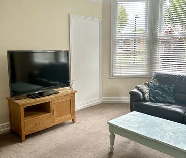2 Bed Maisonette, Canadian Avenue, SE6 - Photo 5
