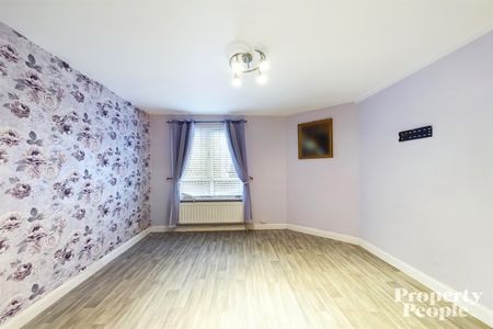 18 Lancaster Street, Belfast, BT15 1EZ - Photo 4