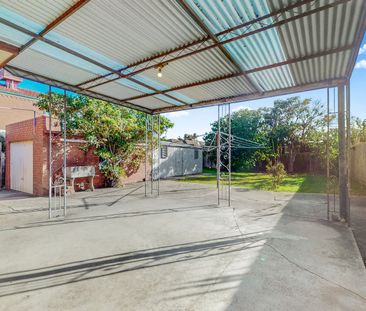33 Bruce Street, Coburg VIC 3058 - Photo 3