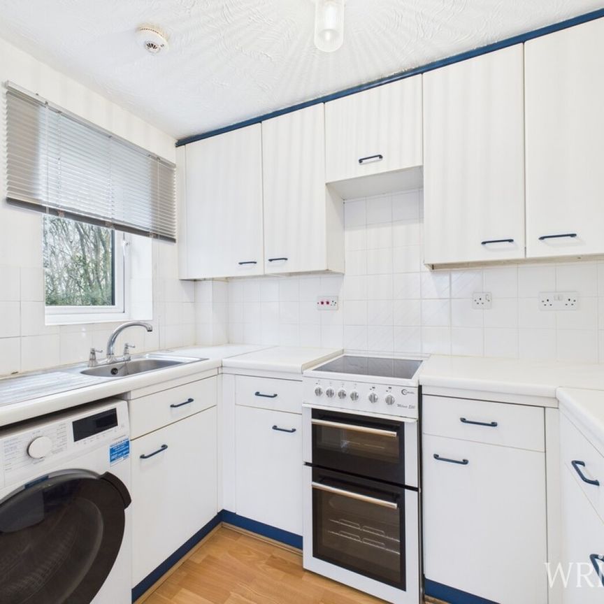 1 bedroom Apartment - LEYSDOWN, WELWYN GARDEN CITY - Photo 1