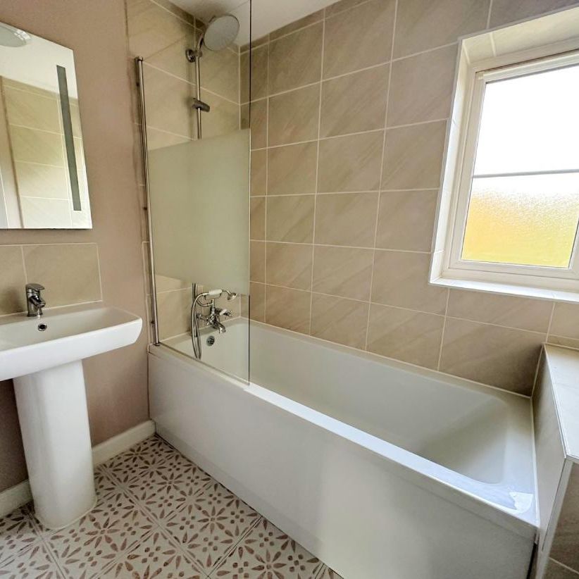 Brinklehurst Drive, Bexhill-on-Sea, East Sussex - Photo 1