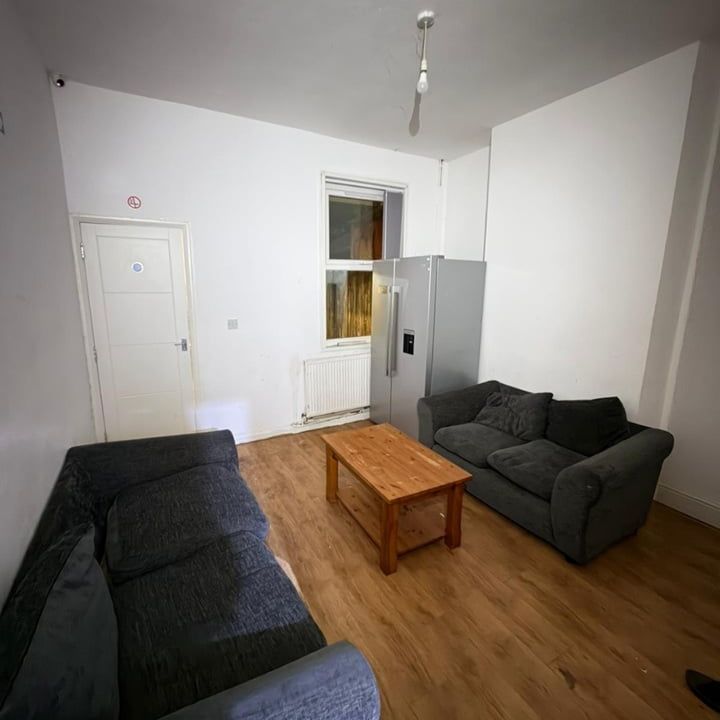 Room in a Shared House, Nelson Road, B6 - Photo 1