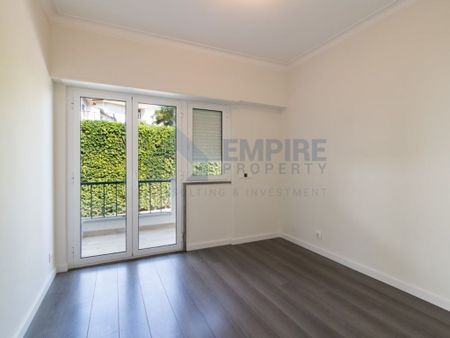 2 room luxury Apartment for rent in Cascais e Estoril, Portugal - Photo 4