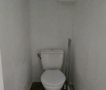 Location Appartement 1 pièce 25m² FLASSANS SUR ISSOLE 83340 - Photo 3