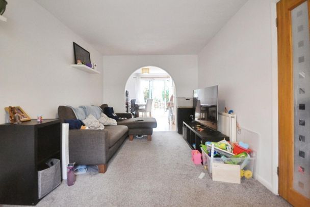 3 bedroom House To Let Total Size: 862 SQ FT - Photo 1