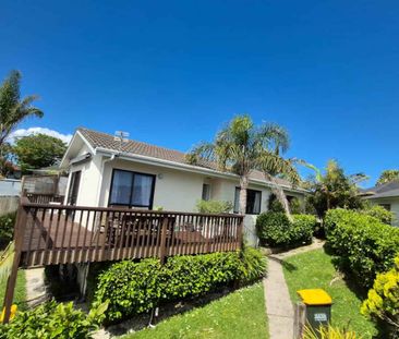 Secluded Home with Views & Prime Convenience! - Photo 5