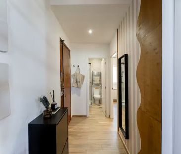 Calle de Fuencarral, Madrid, Community of Madrid 28004 - Photo 5