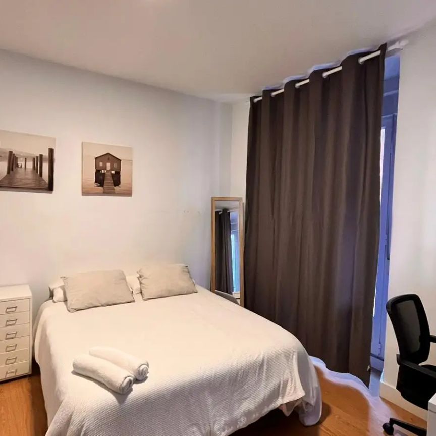 4-bedroom apartment for rent in Universidad, Madrid - Foto 1