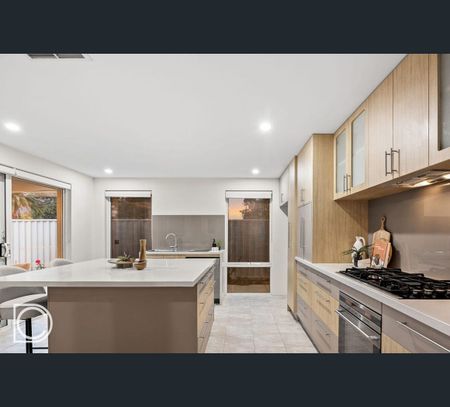 7 Dandenong Road, Attadale, WA 6156 - Photo 3