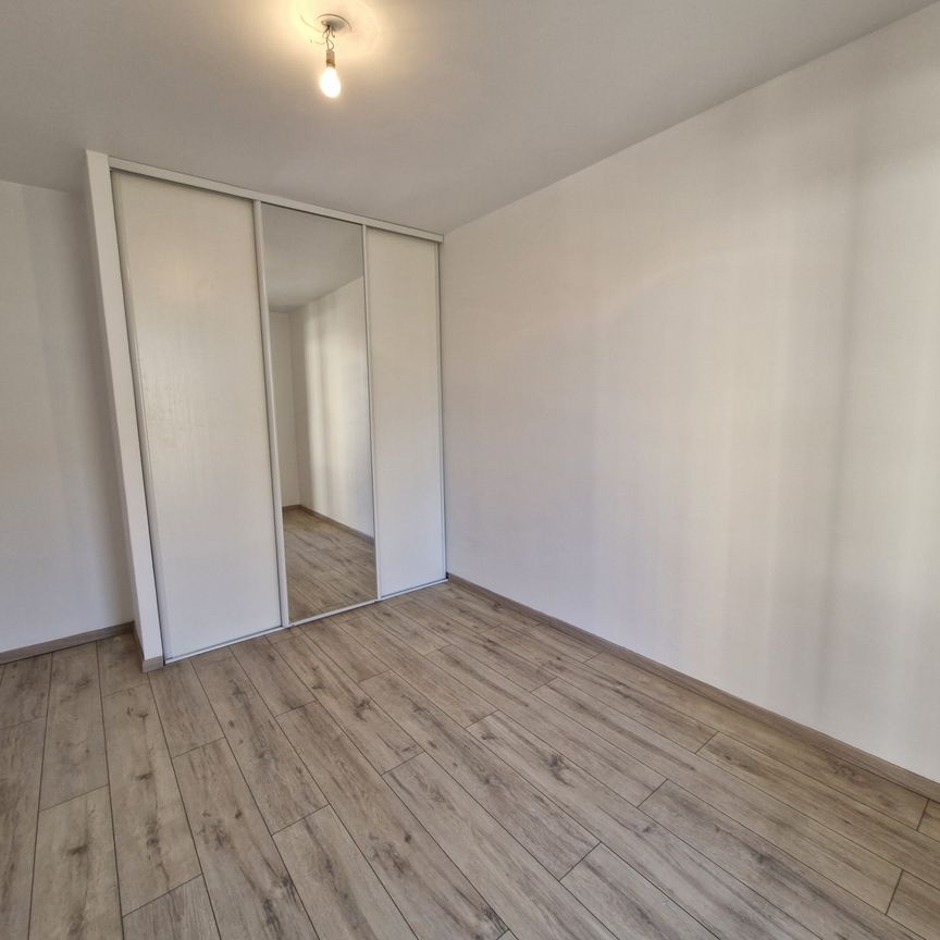 Location Appartement 3 pièces 70m² CONDRIEU 69420 - Photo 1