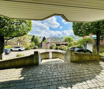 STYLISH AND ELEGANT WITH A VIEW - Photo 1