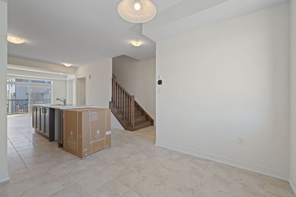 For Lease - 39 Lilac Lane, Thorold, Ontario - Photo 1