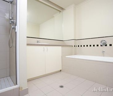 109/26 Queens Road, Melbourne - Photo 3