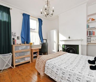 3 bedroom house share to rent - Photo 3