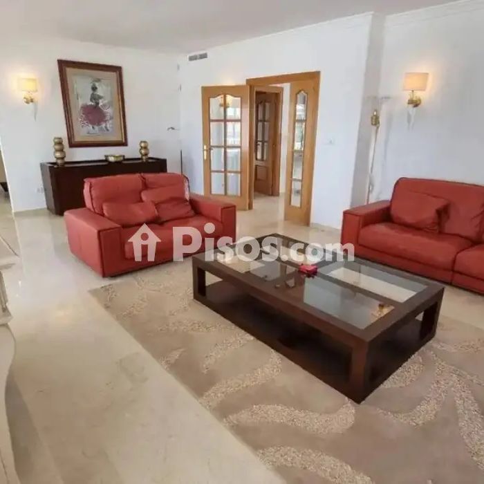 Chalet en alquiler en Avenida de Benahavís - Foto 1