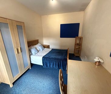 3 bedroom house share to rent - Photo 1