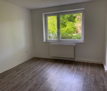 Gepflegte 2-Zimmer-Wohnung mit Balkon - Photo 2