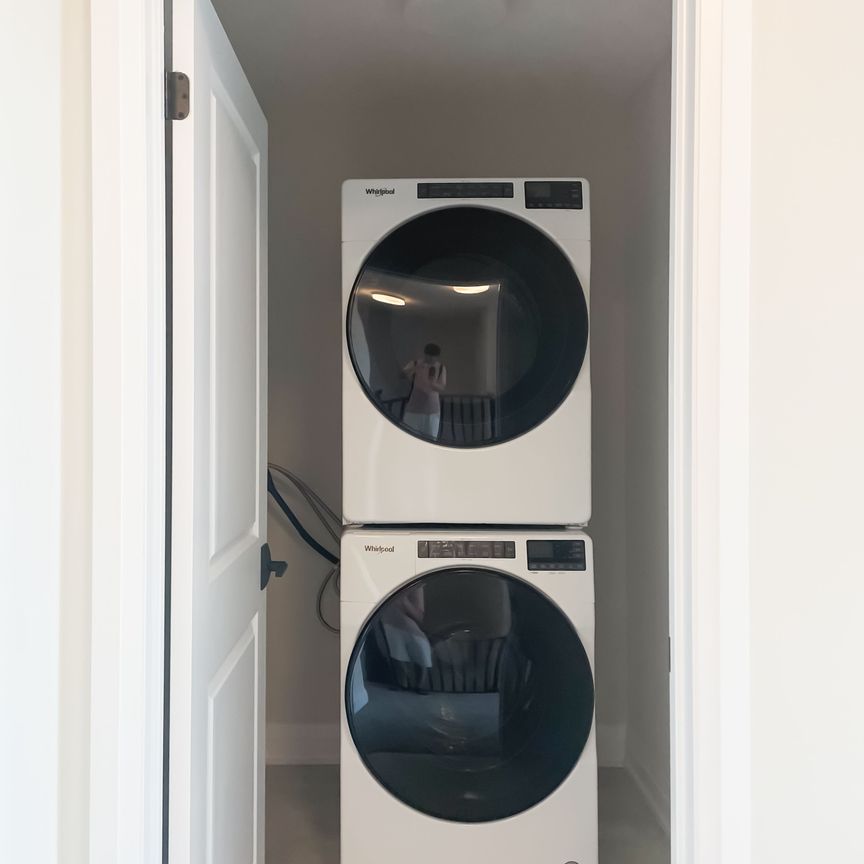 For Lease - 993 Crowsnest Hollow, Pickering, Ontario - Photo 1