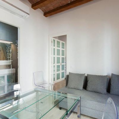 Modern 2-Bedroom Apartment Next to the Beach - Foto 1