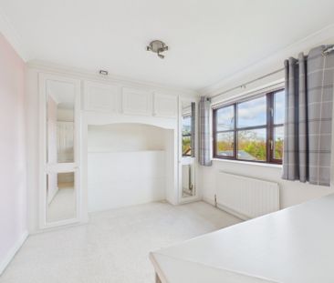 Hythe End Road, Wraysbury, Staines-upon-Thames,TW19 - Photo 5