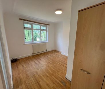 Studio Flat, Balnacraig Avenue, NW10 - Photo 6