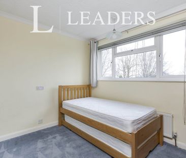 3 bedroom house to rent Cottenham Close, East Malling, West Malling... - Photo 4