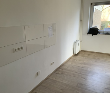 2-Zimmer-Wohnung mit Balkon in Krefeld-Benrad Süd mieten - Foto 3