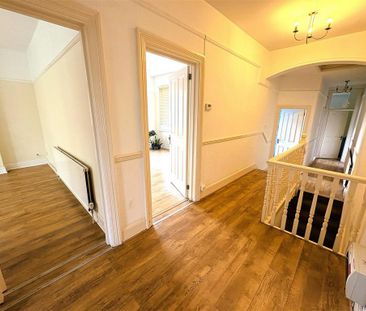 3 bedroom flat to rent - Photo 5