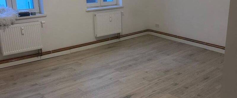 Herzfelde: Gemütliche 1-Zimmer-Wohnung mit Duschbad – Parkplatz zubuchbar - Photo 1