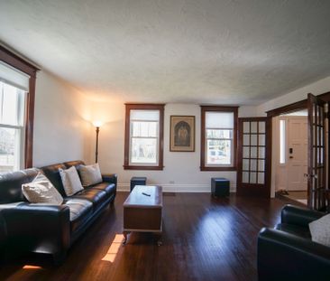 For Lease - 4046 Main Street, Niagara Falls, Ontario - Photo 5