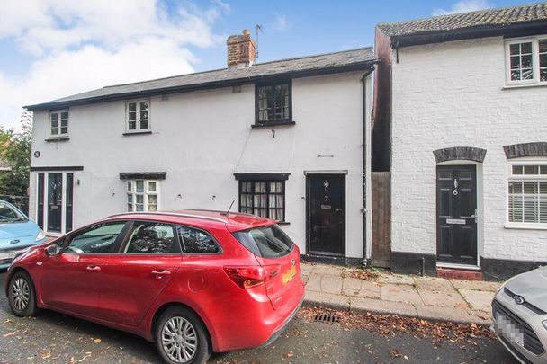 2 bedroom semi-detached house to rent - Photo 1