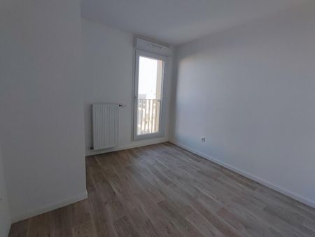 location Appartement T3 DE 64.5m² À BOBIGNY - Photo 3