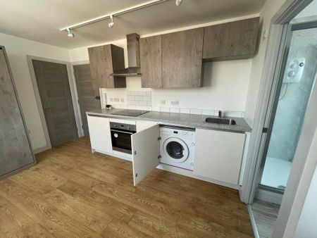 Studio to rent - Photo 5