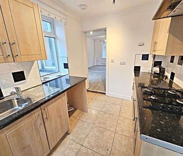 Augustus Street, Ynysybwl, CF37 - Photo 4