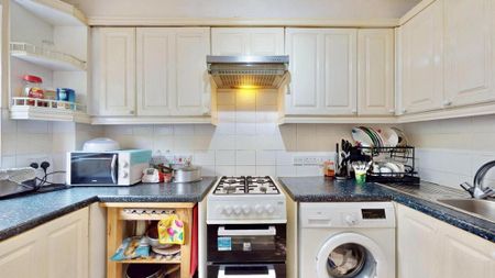 2 bedroom flat to rent - Photo 5