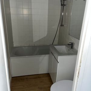 Location Appartement 1 pièce 14m² - Photo 2
