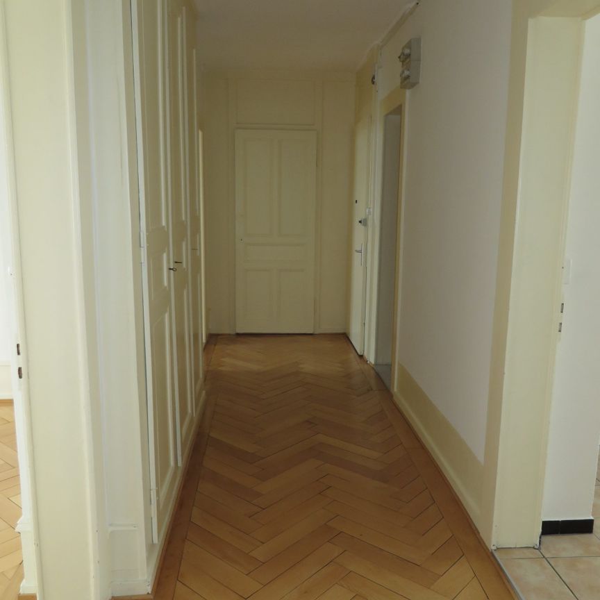 Appartement de 4.5 pièces au 3ème. étage à droite. - Photo 1