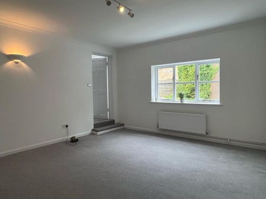 2 bedroom semi-detached house to rent - Photo 1