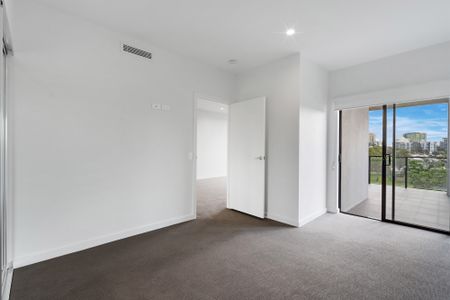 303/24 Bromley Street, Kangaroo Point QLD 4169 - Apartment For Rent - $720 | Domain - Photo 5
