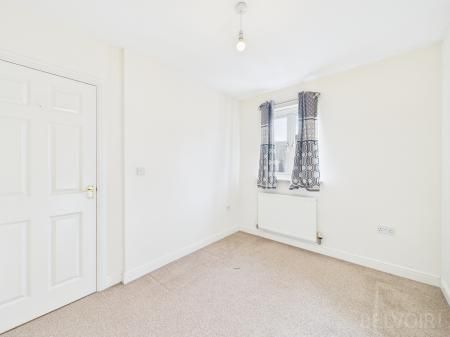 Fieldfare Close, Stowmarket, IP14 - Photo 2