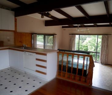 Charming 4-Bedroom Family Home in Peaceful Mount Evelyn - Photo 2