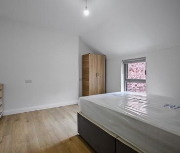 81b Botanic Avenue, Belfast, BT7 1JL - Photo 4