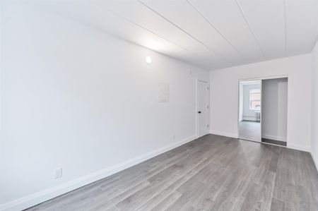 For Lease - 325 Sammon Avenue Unit# 201, Toronto, Ontario - Photo 5