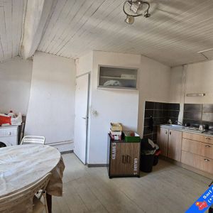 Location Appartement 1 pièce 40m² JOIGNY 89300 - Photo 2