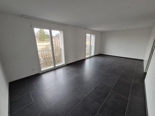 Moderne 2.5 Zimmerwohnung in Top-Lage zu vermieten - Photo 1