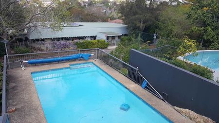 Castlecrag - Photo 2